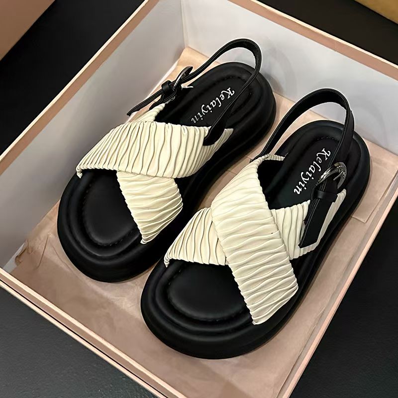 鞋材压褶
